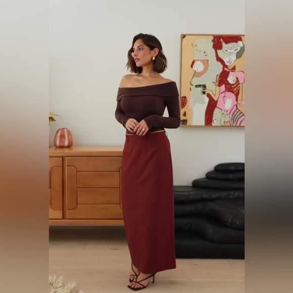 Tunchy Cindy Pencil Skirt in Burgundy – Size Small – NWT - Picture 3 of 7